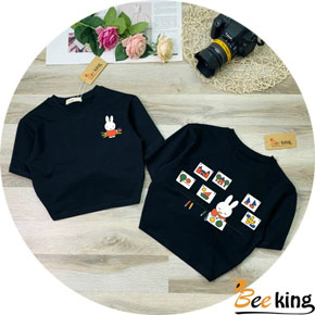 Áo thun cotton croptop in thỏ dễ thương cho bé gái. ize 9-14, tuong ứng bé 22-45kg </Br>
Vải thun cotton 4 chiều, hàng loại 1, co giản, thấm hút mồ hôi, </Br>
* form áo croptop vừa, rộng rãi, hình in 2 mặt sinh động, thỏi, gấu, vịt.. dễ thương cho bé gái, không bong tróc </Br>
* áo dễ kết hợp cùng quan, váy,,, cho bé đi học đi chơi </Br>
Bảng size tham khảo </Br>
form chuẩn rộng rãi, mẹ nào thích form dài rộng trừ hao 1 size thôi â
9: 22-26kg </Br>
10: 25-28kg </Br>
11: 29-32kg </Br>
12: 32-36kg </Br>
13: 36-40kg </Br>
14: 41-46kg </Br>
gia 120-130k tùy size