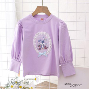 Áo thun cotton tay dài dày ấm áp họa tiết thỏ xinh cho bé gái. size 110-140, bé  14-27kg, chất thun cotton 4 chiều dày dặn, thấm hút mồ hôi  form vừa thoải mái, hình kim sa  họa tiết công chúa elsa thỏ tím mà các bé yêu thích, hàng hiệu Rich Lai Quảng châu loại 1 cao cấp, 100% như hình . áo cho bé mặc di dà lạt, di chơi buổi tối, giữ ấm cho bé</Br>
bảng size tham khảo </Br>
110: 13-16kg </Br>
120: 16-19kg </Br>
130: 20-23kg </Br>
140: 24-28kg </Br>





