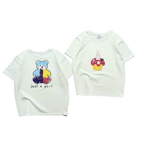 Áo thun cotton 4 chiều in 2 mặt  họa tiết bánh kem và gấu dễ thương cho bé gái. size 16-22 tương ứng bé 30-50kg </Br>
Chất liệu thun cotton 4 chiều mềm mại, co dãn tốt, thấm mồ hôi, hình in  2 mặt bánh kem và gấu dễ thương cho bé gái </br>
Áo màu trắng dễ kết hợp quần, váy, yếm jean kaki cho bé gái tung tăng thoải mái </br>
bảng size tham khảo </br>
16: 30-35kg </Br>
18: 34-39kg </br>
20: 40-45kg </Br>
22: 45-50kg