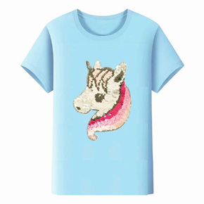 Áo thun cotton kim sa lật vuốt đổi màu pony unicorn bé gái. size 110-140, bé  15-33kg, chất thun cotton 4 chiều mịn mát, form vừa thoải mái, hình kim sa vuốt đổi màu họa tiết pony unicorn ngựa cầu vồng mà các bé yêu thích, hàng Lai Quảng châu loại 1 cao cấp, 100% như hình </Br>
bảng size tham khảo </Br>
110: 14-17kg </Br>
120: 16-120kg </Br>
130: 21-24kg </Br>
140: 25-31kg </Br>
