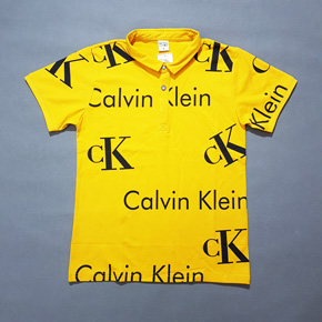 Áo thun cotton cổ bẻ in chữ thể thao bé trai lớn. size S- XXL bé bé 30-50kg, vải thun cotton 4 chiều mềm mại, thoáng mát, viền vai, hinh in chữ C.K cá tính. cổ bẻ cho bé trai lớn diện tết, Việt Nam </Br>
Giá 145-150k tùy size
