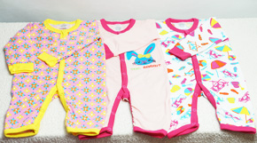 Set 3 body tay dài quần dài xinh xắn và ấm áp cho bé gái. szie 3,6,9,12 bé từ 6-12kg, chất liệu thun cotton borip mềm dẹp, thoáng mát, co giãn tốt, họa tiết hoa và thú cưng dễ thương cho bé, hàng Việt Nam xuất khẩu 
