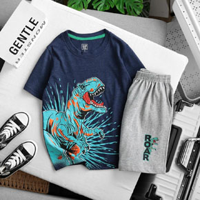 Bộ thun cotton mềm mát in họa tiết khủng long thể thao nam tính cho bé trai. size 4-5 dến 14 tương ứng bé 22-52kg </Br>
* vải thun  hàng xuất 100%  cotton, mềm mát, mỏng nhẹ, co dãn 4 chiều , </Br>
* Hinh in nhiều hoa tiết thể thao, nam tính, khủng long, xe ... quần 2 túi thiệt phối cùng tông màu áo </Br>
Bảng size tham khảo </Br>
4-5(XS)l 21-25kg </Br>
5-6(S)L 24-28kg </Br>
7-8(M): 28-33kg </Br>
10-12(L): 32-38kg </Br>
14(XL) 38-45kg </BR>
16(2XL): 46-52kg