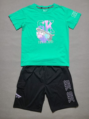 Bộ thun cotton quần túi hộp size đại cồ cho bé trai 40-60kg. size 14-19 tương ứng bé 40-60kg </Br>
chất liệu thun cotton 4 chiều hàng chính phẩm mềm mát, quần túi hộp in chữ thể thao cho bé trai lớn </Br>
bảng size tham khảo </Br>
14:40-44kg </Br>
15: 44-48kg </Br>
16: 48-52kg </Br>
17: 52-55kg </Br>
18: 55-58kg </Br>
19: 57-60kg
