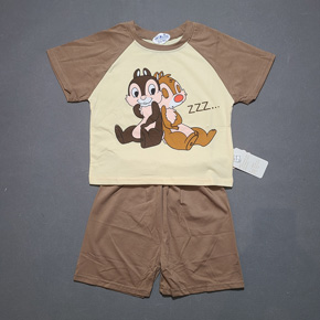 Bộ thun cotton mềm mát họa tiết đôi bạn sóc cho bé trai. size 55-90 bé 12-26kg </Br>
chất liệu thun cotton 4 chiều mềm, mỏng, mát thấm hút mồ hôi </Br>
hình in chuột xinh cho bé gái, mặc nhà , đị học di chơi </Br>
bảng size tham khảo </Br>
55: 11-13kg </Br>
60: 13-15kg </Br>
65: 15-17kg </Br>
70: 17-20kg </Br>
80: 20-23kg </Br>
90: 23-26kg
