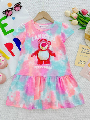 Đầm thun cotton mềm mát in gấu dâu losto dễ thương cho bé gái. size 2-12t, bé 12-34kg </Br>
* vải thun cotton 100 % tự nhiên mềm mát, co dãn, hàng lên từ chất liệu hàng xuất </Br>
* hình in 3d hoạt hình pony, elsa, công chúa, unicorn heo peppa ... mà các bé yêu thích </Br>
bảng size tham khảo :</BR>
2-4: 12-15kg </Br>
4-6: 15-19kg </BR>
6-8: 19-22kg </Br>
8-10: 23-26kg</Br>
10-12: 26-30kg </Br>
12-14: 30-35kg
