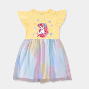 Đầm thun cotton chân voan 7 sắc cầu vồng họa tiết nàng tiên cá cho bé gái. size 2-12 cho bé gái 11-30kg </br>
thân trên chất liệu thun cotton 4 chiều mềm mại, thoáng mát, thấm hút mồ hôi, tùng voan lưới cầu vồng 3 lớp có lót nhẹ nhàng, xòe cho bé gái  </br>
Hình in sắc nét , không bong tróc họa tiết hoạt hình nàng tiên cá ariel mà các bé yêu thích </br>
Một chiếc đầm đẹp nhẹ nhàng mà không chói lóa cho con gái di chơi, dự tiệc, sinh nhật, lễ hội...
bảng size tham khảo </br>
2: 11-13kg </br>
4: 13-15kg </br>
6: 15-18kg </br>
8: 19-22kg </br>
10: 22-25kg </br>
12: 26-29kg </br>
14: 28-32kg