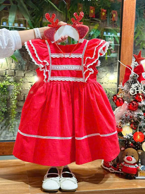 Đầm kate cotton phối ren tay viền bèo kèm cài tóc cho bé gái vui Noel tết. size 1-10t cho bé gái 11-40kg </Br>
Chất vải kate thô hàn mềm, thấm hút mồ hôi </br>
Thiết kế phối ren, tay 2 tầng, ngực áo viền ren vừa sang vừa thanh lịch , đẹp nhẹ nhàng mà không chói lóa </br>
Tặng kèm cài đầu noel cho bé gái </br>
Một chiếc đầm đáng yêu cho bé mặc di chơi, lễ hội, Noel, tết </br>
bảng size tham khảo </br>
1: 10-12kg </br>
2: 12-14kg </br>
3: 14-15kg </br>
4: 15-17kg </Br>
5: 17-19kg </br>
6: 19- 21kg </br>
7: 21-24kg </Br>
8: 24-27kg </Br>
9: 28-33kg </Br>
10: 34-38kg  </br>
Gia 225-250 tùy size