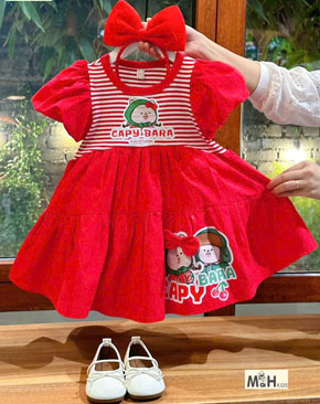 Đầm thun cotton sọc phối vải mềm from xòe tay phồng chuột Capy Bara dễ thương cho bé gái. chất liệu thân thun cotton chân đầm vải thô cotton mềm mát, tay phồng, form xòe rộng cực xinh hình in chuột capy bara cho bé gái diện lễ tết , đi hoc di chơi deu duoc </Br>
Lưu ý: chỉ có đầm, không có phụ kiện khác </br>
bảng size tham khảo </br>
1: 10-12kg </br>
2: 12-14kg </br>
3: 14-16kg </br>
4: 15-17kg </br>
5: 17-19kg </br>
6: 19-21kg </br>
7: 21-23kg </br>
8 23-25kg </br>
10 : 25-27kg : </br>
12 : 27-29kg</br>
14 : 29-32kg</br>
16 : 32-34kg</br>
18 : 34-36kg</br>
20 : 35-38kg</br>
giá 150-165k tùy size