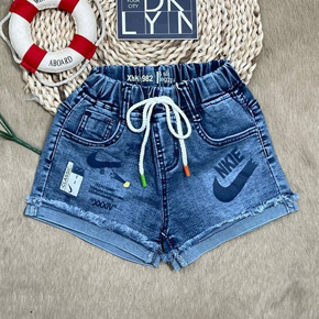 Quần short jean lật lai in chữ thể thao phong cách cho bé gái 30-58kg. size 31-38 cho bé gái 30-58kg </Br>
Chất liệu jean thun cao cấp, co dãn, quần lật lai, iu chữ kiểu dáng thể thao, cá tính cho con gái tuổi teen </br>
Lưng thun mềm mại, thoải mái và năng đông </br>
Bảng size tham khảo </Br>
31: 30-33kg </br>
32: 33-36kg </br>
33: 36-40kg </br>
34:40-44kg </Br>
35: 45-48kg </br>
36: 48-52kg </Br>
37:_ 52-55kg </Br>
38: 54-58kg