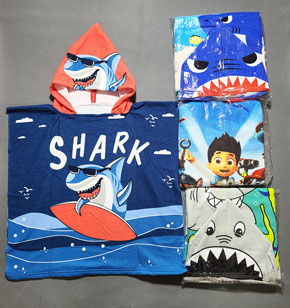 Áo choàng tắm hoạt hình paw patrol, baby shark cá mập cho bé đi biển đi bơi. kích cỡ 60*120cm, cho bé từ 2-6tuổi, cao 95cm-125cm </Br>
Chất liệu vải lông mềm mại, thấm hút tối, , họa tiết  heo peppa pig, ngựa pony unicorn, tiên cá... cho bé gái </Br>
_ khăn sử dụng cho bé di tắm, đi biển, đi bơi, giữ ấm làm khô người bé