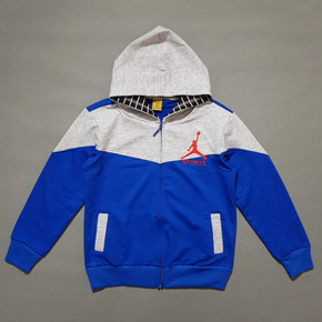 Áo khoác cotton da cá thêu chữ thể thao bé trai size đại. size S- XXL bé 25-44kg, vải thun cotton da cá co dãn 4 chiều, in và thêu chữ, kiểu dáng thể thao cho bé trai lớn, Việt Nam </Br>
bảng size tham khảo: </Br>
size S; 24-29kg </Br>
size M: 29-34kg </Br>
size L: 34-38kg </Br>
size XL: 38-42kg </Br>
size 2XL: 42-45kg