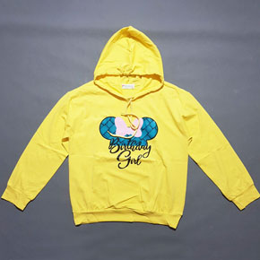 Áo thun Hoddie 100% cotton mềm mát kiểu dáng thể thao mickey cho  bé gái tuổi teen. size 16-21t, tương ứng bé 35-55kg, </Br>
* Chất liệu thun cotton 100% , mềm mại, mỏng mát, co dãn tốt, thấm mồ hôi </Br>
* From áo hoddie có nón, tay dài , hình in  đầu mickey cá tính, năng động </Br>
* Áo may form dài,  dễ kết hợp cùng  jean , legging, jogger .. cho bé đi chơi, mùa hè làm áo khoác chống nắng tiện lợi</Br>
* Sản xuất bời cty Việt Nam</Br>
Bảng size tham khảo, form chuẩn theo bảng size, thích mặc rộng trừ hao 1 size thôi nhé các mẹ :</Br>
16: 35-40kg </Br>
17: 39-43kg </Br>
18: 43-46kg </Br>
19: 46-49kg </Br>
20: 49-52kg </Br>
21: 52-55kg </Br>

