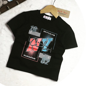 Áo thun cotton bé trai in chữ thể thao màu đen cá tính. size 10-15, bé 23-37kg </Br>
* thun cotton 4 chiều, mềm mại, thấm mồ hôi  co dãn tốt </Br>
* Hình in chữ phong cách bụi bặm cho con trai, màu đen cá tính