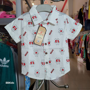 Áo Sơ mi thun co dãn mềm mại in họa tiết gấu nhỏ dễ thương cho bé trai nhỏ diện lễ noel tết. size 1-8t tương ứng bé 8-25kg </br>
Chất liêu thun co dãn, mềm mại, dễ chịu thoải mái cho bé trai nhỏ </bR>
Áo may kiểu sơ mi, in họa tiết gấu nhỏ dễ thương cho bé trai nhỏ diện lễ noel tết </br>
bảng size tham khảo </br>
1: 8-10kg </Br>
2: 10-12kg </Br>
3: 12-14kg </br>
4: 13-15kg </BR>
5: 15-17kg </br>
6: 17-20kg </Br>
7: 20-23kg </Br>
8: 23-26kg