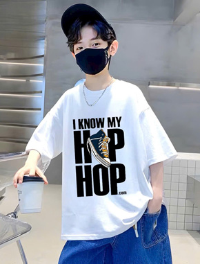 Áo thun cotton 100 cao cấp hình in giày hiphop không bong tróc size lớn cho bé trai 45-70kg diện noel tết. size 18-XL cho bé 45-70kg , </br>
chất thun cotton 4 chiều hàng chính phẩm cao cấp, dày vừa, co dãn, thấm hút mồ hôi </Br>
Hình in kỹ thuật số bao không bong tróc, bao giặt máy, họa tiết giày hiphop cho cả bé trai và gái, hay cả gia đình </br>
Nhận đặt mẫu theo size từ 12-95kg cho cả gia đình (lien hệ 0908137350) </br>
bảng size tham khảo ( hàng co sẵn) </br>
18: 45-50kg </Br>
S: 50-55kg </br>
M: 55-60kg </Br>
L: 60-65kg </Br>
XL: 65-70kg </br>
2XL- 68-75kg
gia 135-160k tùy size
