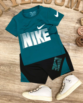 Bộ thun thể thao mát mẻ in chữ N.I.k.e siêu đẹp cho bé trai. * size 8-12,. s-XXL bé 25-75kg </Br>
* thun cotton thể thao loại 1 , hàng công ty chuẩn từ đường may đến hình in sắc nét </Br>
* form lớn thoải má, vải mát mẻ, kiều dáng thể thao, nam tính cho cả gia đình </Br>
size tham khảo : </Br>
8: 25-30kg</Br>
9: 30-35kg </Br>
10: 35-40kg </Br>
11L 40-45kg </Br>
12: 45-50kg </Br>
S: 46-50kg </Br>
M: 50-55kg </Br>
L: 55-60kg </Br>
XL : 60-70kg </Br>
XXL; 70-75kg </Br>
giá 145-155k