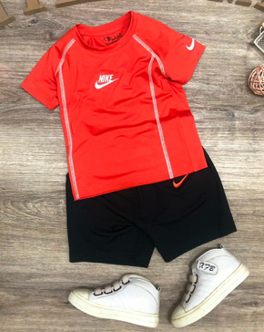 Bộ thun thể thao mát mẻ thêu chữ N.I.k.e siêu đẹp cho bé trai lớn. * size 8-12,. s-XXL bé 25-75kg </Br>
* thun cotton thể thao lạnh loại 1 , hàng công ty chuẩn từ đường may đến hình in sắc nét </Br>
* form lớn thoải má, vải mát mẻ, kiều dáng thể thao, nam tính cho cả gia đình </Br>
* Hàng Việt Nam chất lượng hàng hiệu ạ, e cam đoan chất lượng tương đương 95% hàng hiệu
size tham khảo : </Br>
8: 25-30kg</Br>
9: 30-35kg </Br>
10: 35-40kg </Br>
11 41-47kg </Br>
12: 46-50kg </Br>
S: 47-51kg </Br>
M: 51-55kg </Br>
L: 55-62kg </Br>
XL : 62-70kg </Br>
XXL; 70-75kg </Br>
giá 145-155k