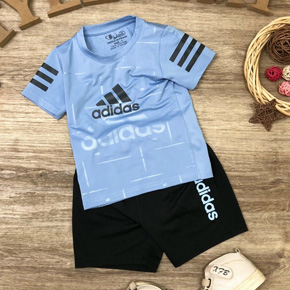 Bộ thun thể thao mát mẻ in chữ siêu đẹp cho bé trai lớn.  size 8-12,. s-XXL bé 25-75kg </Br>
* thun cotton thể thao lạnh loại 1 , hàng công ty chuẩn từ đường may đến hình in sắc nét </Br>
* form lớn thoải má, vải mát mẻ, kiều dáng thể thao, nam tính cho cả gia đình </Br>
* Hàng Việt Nam chất lượng hàng hiệu ạ, e cam đoan chất lượng tương đương 95% hàng hiệu
size tham khảo : </Br>
8: 25-30kg</Br>
9: 30-35kg </Br>
10: 35-40kg </Br>
11 41-47kg </Br>
12: 46-50kg </Br>
S: 47-51kg </Br>
M: 51-55kg </Br>
L: 55-62kg </Br>
XL : 62-70kg </Br>
XXL; 70-75kg </Br>
giá 145-155k