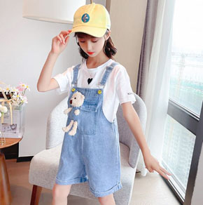 yếm kaki quần đùi phối túi gấu dễ thương cho bé gái. size 120-160 tương ứng 22-46kg </Br>
* bộ gồm 1 yếm kaki demin mềm, kèm gấu nhỏ dể gắn vào túi của yếm, không có áo trắng bên trong và nón </Br>
* Chất liệu kaki demin quảng châu, mềm mại, form rộng </Br>
* size lớn cho bé gái tuổi teen 2 chị em mặc cặp tung tăng </Br>
* hàng quảng châu loại 1, kiểu dáng y hình, màu jean nhay wast bạc  </Br>
bảng size tham khảo </Br>
120; 22-25kg  </Br>
130: 25-28kg</Br>
140: 29-34kg </Br>
150: 35-40kg </Br>
160: 40-46kg </Br>
gia 200-220 tùy size