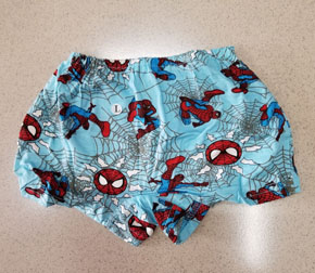 Quần ship cotton lạnh in người nhện bé trai. size S-XL bé 10-23kg, vải thun cotton lạnh mềm mát, hình in hoạt hình nguoi nhện cho bé  trai, kết hợp áo thun ba lỗ mùa hè, hiệu leilei. </Br>
bảng size tham khảo </Br>
S; 10-13kg </Br>
M: 13-16kg </Br>
L: 16-20kg </Br>
XL_ 20-24kg </Br>
