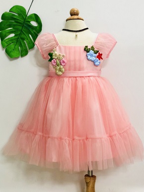 Đầm voan dạ hội kết hoa 3d cao cấp cho bé gái. size 3-10t, bé 12-30kg, chất liệu voan ren cao cấp, bên trong lót kate thoáng mát, tùng 4 lớp , thân trên kết hoa 3d đáng yêu cho bé gái dự tiệc, sinh nhật, lễ hội, hàng cao cấp 100% như hình