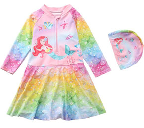 Đồ bơi liền thân tay dài chống nắng kiểu đầm nàng tiên cá 7 sắc cầu vồng. size , XL, 2XL 3XL,. 4XL, 5Xl  tương ứng bé gái 17-35kg, </Br>
* vải thun polyester chuyên dụng đồ bơi, co dãn tốt, mềm mại, chống nắng </Br>
* Mẫu liền thân dạng váy tay dài quần ngắn, dây kéo trước tiện lợi, dễ mặc </Br>
* màu sắc lung linh 7 sắc màu, họa tiết nàng tiên cá ariel đáng yêu cho bé gái </BR>
* bộ bao gồm 1 đồ bơi và nón bơi </Br>
* bé đi biển, đi bơi, đều tiện lợi , hàng QC loại 1 cao cấp, 100% như hình </Br>
bảng size tham khảo </Br>
XL: 17-22kg </Br>
2XL: 22-26kg </Br>
3XL: 26-29kg </Br>
4XL: 29-33kg </Br>
5XL: 33-37kg