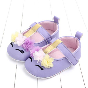 Giày tập đi mắt tím và hoa dễ thương cho bé gái. size 12,13 bé 6-12 tháng, giày vải mềm, nhẹ nhàng êm chân cho bé tập đi, họa tiết mắt tím và hoa ngọt ngào, dễ thương cho bé gái nhỏ