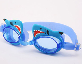 Kính bơi hoạt hình cá mập cho bé trai. freesize bé 2-9t, freesize bé 3-10t, hàng TQXL loại 1 an toàn cho bé đi bơi, hình hoạt hình cá mập mà các bé yêu thích