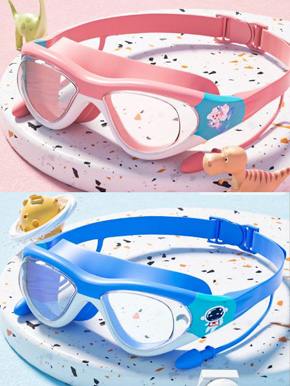 Kính bơi chuyên dụng chống nước chống sương mù  có nút gắn tai liền cho bé trai và gái. freesize bé 3-9 tuổi, dòng kính chuyên dụng chống nước, chống sương mù, dây đeo bịt taiitiện lợi có thể điều chỉnh, tặng kèm kẹp mũi và 2 bịt lỗ tai . ôm mắt, 2 màu hồng và xanh