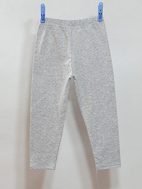 Quần legging màu xám trơn bé trai và gái. size 1-10t, bé 8-25kg, chất thun cotton 4 chiều co dãn tốt, màu xám trơn cho cả bé trai và gái, Việt Nam
