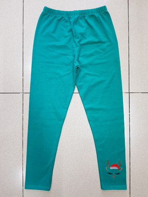 Quần legging bé gái thêu tuần lộc size đại. size 11-16t, bé 25-43kg, thun cotton 4 chiều mềm mại, co dản tốt, form quần dài đẹp, hình thêu chú tuần lộc dễ thương cho bé gái, Việt Nam </Br>
size 11,12,13 bé 25-32kg, giá 70k </BR>
size 14,15 bé 32-38 giá 75k </Br>
size 16 bé 38-42kg giá 80k </Br>