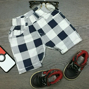 Quần short kaki ca rô cho bé trai. size 1-8t, bé 10-26kg. vải kaki caro phong cách, lưng thun thoải mái cho bé trai, Việt Nam