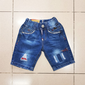 Quần lửng jean cotton bé trai phối rách. size 3-10t, bé 10-25kg, vải jean cotton mềm, co dãn nhẹ, lưng thum, form quần lửng phối rách cho bé trai, Việt nam