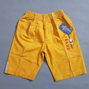 Quần lửng kaki túi xéo thêu chữ bé trai size đại cồ. * size S-XXL, 18-26 bé trai từ 25-65kg </Bt>
* Chất liệu kaki cotton giãn nhẹ, form quần lửng, túi xéo, thêu mỏ neo thể thao cho bé trai </BR>
* From quan dễ mặc, lưng thun mềm nhẹ, co dãn, bé trai lớn thêm tự tin năng động </Br>
* Đi học, ở nhà, đi đâu cũng tiện lợi </BR>
Size tham khảo </BR>
S: 24-28kg
M: 28-32kg </Br>
L; 33-38kg  </Br>
XL 38-43kg </Br>
XXL, size 18,20 : 44-50kg </Br>
22: 50-55kg </Br>
24: 55-60kg </Br>
26: 60-65kg </Br>
Giá  theo size từ 145-160k 1 quần
