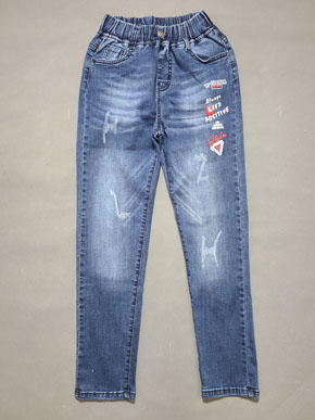 Quần jean dài form body hàn quốc cho bé trai chân dài  từ 30-50kg. size S,M,L, XL 2XL tương ứng bé trai 30-50kg cao 1,4-1,6m </Br>
Chất liệu jean cotton co dãn, form dài, họa tiết đơn giản cá tính cho con trao lớn, form chuẩn trai Hàn </Br>
bảng size tham khảo </Br>
S: 28-32kg, cao 1.4-1,45m </Br>
M: 32-35kg cao 1,45-1,5m </Br>
L: 35-40kg cao 1,45-1,5m </Br>
XL: 40-43kg cao 1,5-1,6m </Br>
2XL: 43-48kg, cao 1,55-1.65m