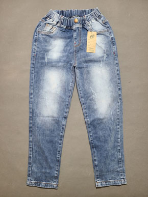 Quần jean dài form vừa dáng đẹp cho bé trai lớn 40-60kg. size  XL- 5XL tương ứng bé trai 40-60kg cao 1,46-1,6m </Br>
Chất liệu jean cotton co dãn, form vừa, họa tiết đơn giản cá tính cho con trai lớn, form vừa dáng đẹp trai Hàn </Br>
bảng size tham khảo </Br>
XL: 40-45kg, cao 1.4-1,45m </Br>
2XL 45-48kg cao 1,45-1,5m </Br>
3XL: 48-52kg cao 1,5m-1,55m </Br>
4XL: 52-57kg cao 1,55-1,65m </Br>
5XL: 57-60kg, cao 1,55-1.65m