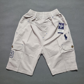 Quần lửng kaki 2 túi hộp thêu ngựa P.o.lo size đại cồ bé trai. size 18-26, tương ứng bé 46-60kg, </Br>
Vải kaki cotton mềm, co dan nhẹ, 2 túi hộp thêu ngựa cá tính cho bé trai lớn </Br>
bảng size tham khảo </Br>
18: 45-48kg </Br>
20: 48-52kg </Br>
22: 52-55kg </Br>
24: 55-58kg </Br>
26: 58-63kg