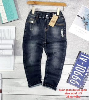 Quần jean dài co dãn màu đen ngầu và cá tính cho bé trao 25-40kg. size  SX_-XL tương ứng bé trai  25-40kg  1,</Br>
Chất liệu jean thun co dãn, form vừa, màu den họa tiết đơn giản cá tính cho con trai lớn, form vừa dáng đẹp trai Hàn </Br>
bảng size tham khảo </Br>
SX 25-29kg, cao 1.2-1,25m </Br>
S :29-33kg cao 1,25-1,35m </Br>
M: 33-36kg cao 1,3m-1,4m </Br>
L: 36-38kg cao 1,3-1,4m </Br>
XL: 37-40kg, cao 1,35-1.45m