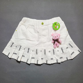 Váy kaki thun  xếp ly mềm mại co dãn kèm gấu xinh cho bé gái 36-55kg. size 17-23 tương ung bé gái 36-55kg </Br>
Chất liệu kaki thun mềm mại, co dãn , lưng thun mềm, thích họp cho bé gái có bụng bự </bR>
Chân váy xếp ly, có quần sip, kèm gấu xinh cho bé </Br>
váy dễ kết hợp áo thun cho bé đi học đi chơi, đi đâu củng đẹp </Br>
Bảng size tham khảo </Br>
17: 36-39kg </Br>
18: 39-42kg </br>
19: 42-45kg </Br>
20: 45-48kg </Br>
21: 48-51kg </Br>
22: 51-53kg </Br>
23: 52-55kg