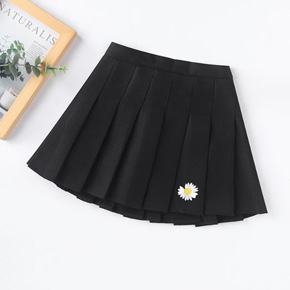 Chân váy quần xếp ly sọc màu đen thêu hoa cho bé gái đi chơi đi múa. size 110-160 cho bé 15-45kg, </br>
 chất liệu vải chuyên dụng cho váy, dày vừa, lên form đứng rất đẹp </br>
kiểu dáng xếp ly, lưng thun mềm mại, màu đen thêu hoa rất dễ phối áo,. form váy dài vừa dến gối hoac trên gối chút tùy chiều cao bé </br>
Chân váy có quần trong dễ mặc, bé mac di hoc anh văn, đi chơi , đi múa, thoải mái tiện lợi </br>
bảng size tham khảo </br>
110: 15-19kg </br>
120: 20-24kg </br>
130: 24-28kg </br>
140: 28-34kg </br>
150: 35-40kg </Br>
160: 40-46kg </br>
gia 145-165k